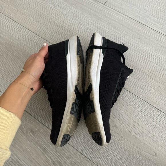 Women’s TechLoom Breeze Black 7.5 - Picture 2 of 5